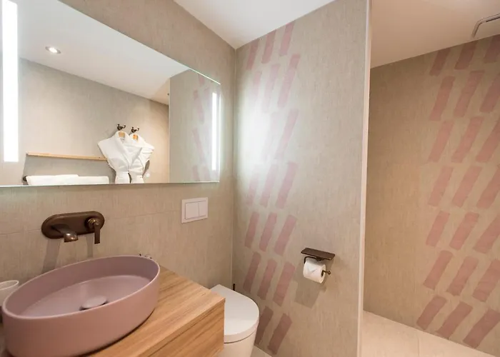 L'anderenis Boutique 4*