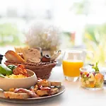 Hotel L'anderenis Boutique 4*
