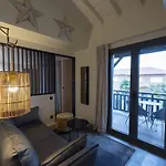 L'anderenis Boutique Hotel