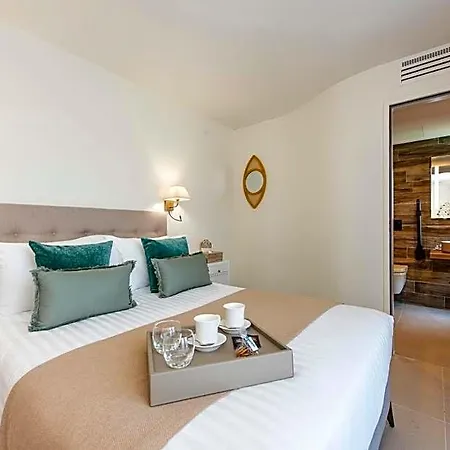 L'anderenis Boutique Hotel