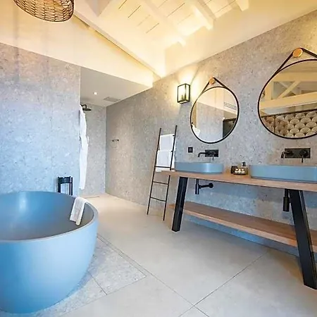 L'anderenis Boutique Hotel