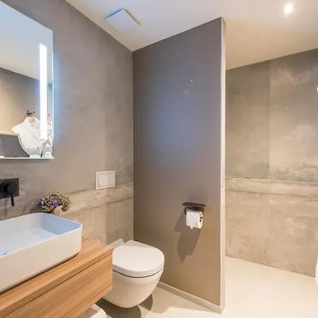 L'anderenis Boutique 4*