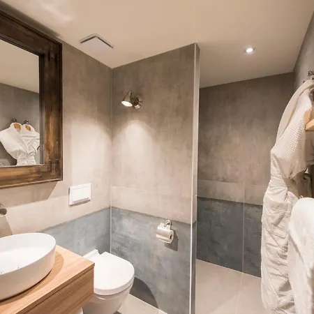 L'anderenis Boutique 4* Andernos-les-Bains