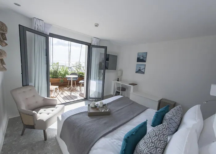 L'anderenis Boutique 4* אנדרנוס-לה-באינס